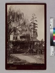 Go to image 1.
