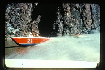Jets on Lake Mead