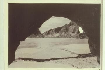Downstream from mouth of Warm Creek. RB-MV Expedition, photo 662