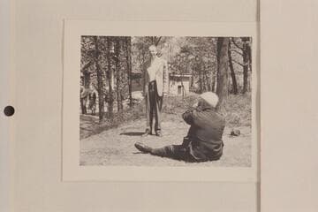 Marston photographs Zee Grant. Kings Gap