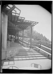 Go to image 7.
