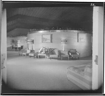Desert Inn [motel]