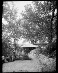 Go to image 2.