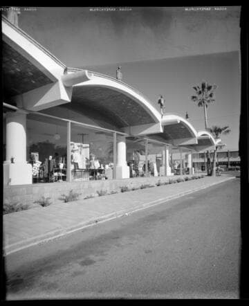 Store building