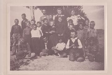 Class at Hanksville School. Dave Rust is the teacher
